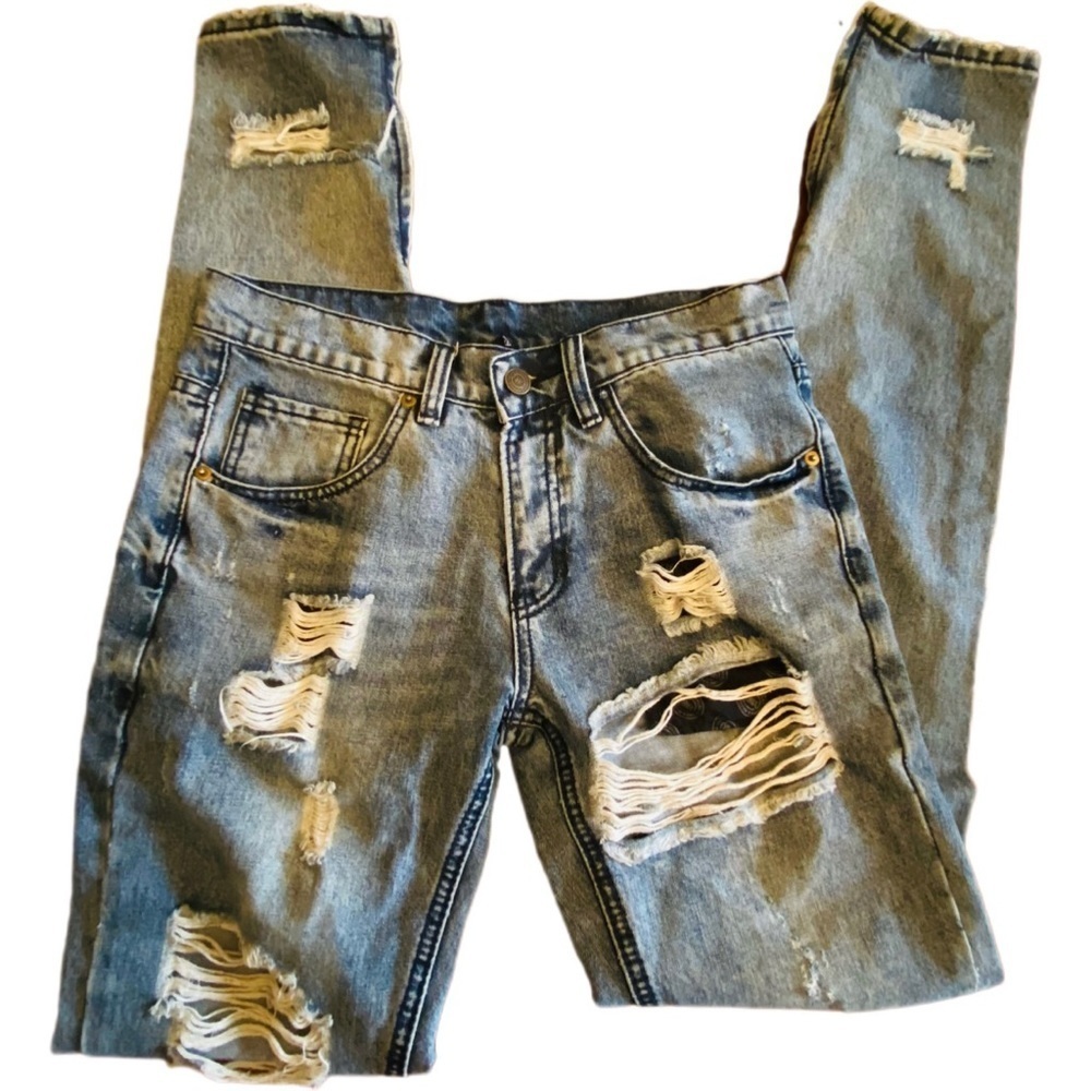 Y&R Young and Reckless Jeans 29x35 Distressed Zipped Bottoms